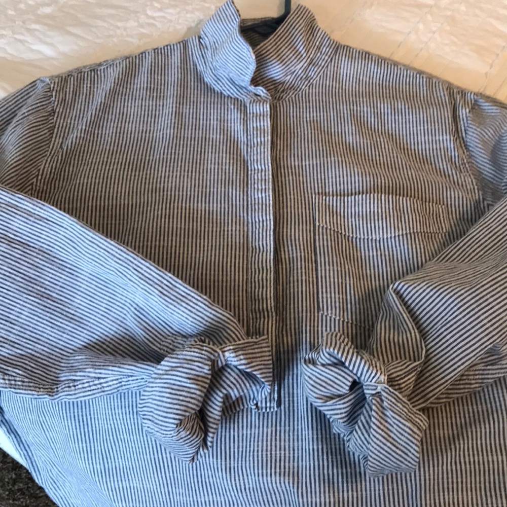 Long sleeve chambray shirt